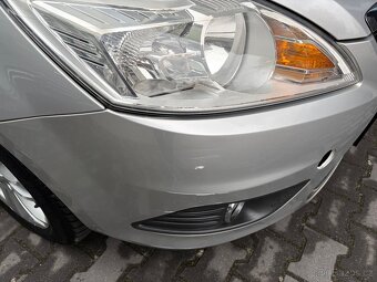 Ford Focus 1,6i 85 kW Ghia - 9