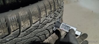 15´´ Zimni Toyota Yaris 175/65 R15 4x100 TPMS - 9