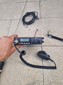 CB Radiostanice TTI - 9