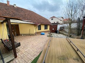 Prodej Rodinný dům 5+kk se zahradou a bazénem, Deblín, Brno  - 9
