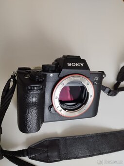 Sony Alpha A7 III + FE 24mm f/1.4 GM + HVL-F28RM – TOP stav - 9