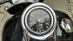 Suzuki Intruder 800 VL - 9