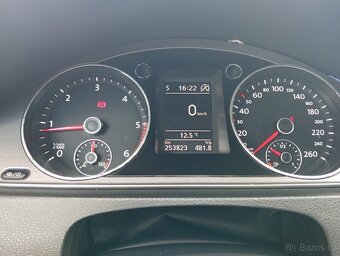 Volkswagen Passat 1.6 TDI - 9