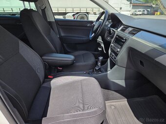 Škoda Rapid 1.2tsi 77kw 1. Majitel - 9