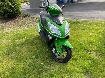 MOTO SKÚTER YUKI 125ccm/////šikovné presúvadlo///rok 2022/// - 9