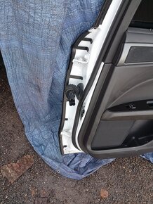 FORD MONDEO 5 RV 2016 DVEŘE PRAVÉ, P.P. A P.Z. BÍLÉ - 9