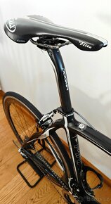 Prodám silniční kolo Pinarello DOGMA 65.1, think2, limited e - 9