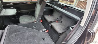 VW Touran TDi 2017 7 sedaček NAVI KESSY PARK.KAMERA ACC - 9
