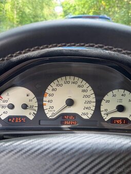 MERCEDES CLK W208 - 9