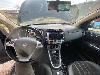 Lancia Delta III 1.4 t-jet 130tkm - 9