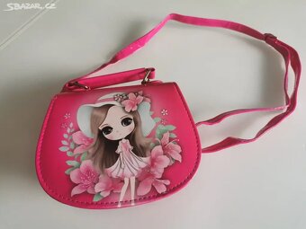 Balík dívčího oblečení cca 4 - 6 let + hračky - 9