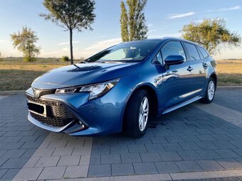 TOYOTA COROLLA 1.8 HYBRID - 9