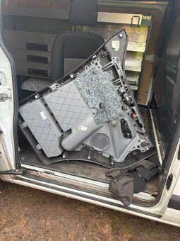 Autosedačka a Čelounění Ford transit custon - 9