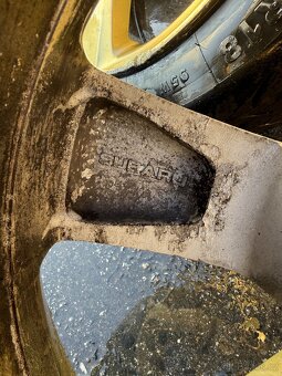 Subaru impreza STI - 9