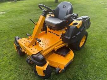 Výkonný profesionální mulčovač CUB Cadet Z1 - 9