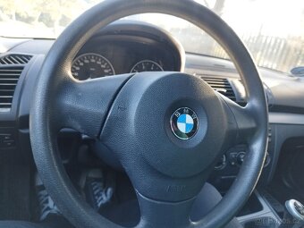 Bmw 1 / E81 90kw coupe Japanrot ,rok 2008 - 9