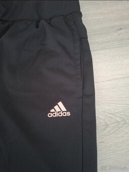 Dětská Adidas tepláková souprava - 9