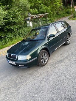 Škoda Octavia 1.8T 110KW. 4x4 Laurin & Klement - 9