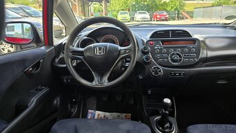 HONDA JAZZ 1.2S i-VTEC 1MAJITEL 66KW - 9