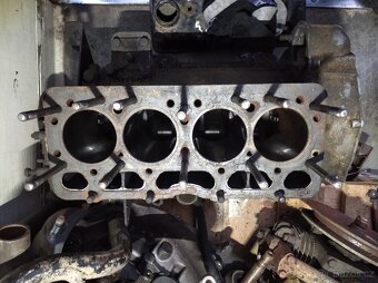 Náhradní díly motor Škoda Octavia, Spartak - 9