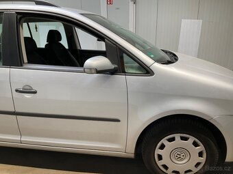 Volkswagen Touran II 1.6 Mpi 75 KW 7-míst r.2007 BEZ KOROZE - 9
