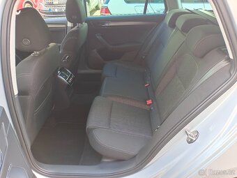 Škoda Superb 3 Combi Style 2.0TDI 140kW DSG Matrix ACC Navi - 9