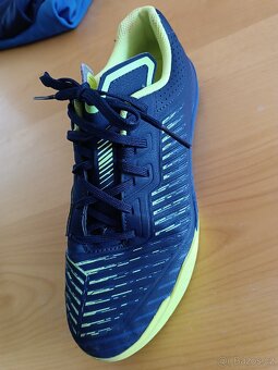 Dětské sportovní oblečení a boty Decathlon - 9