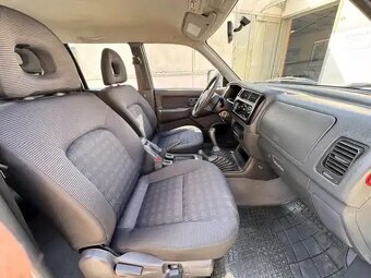 Mitsubishi L200 - 9
