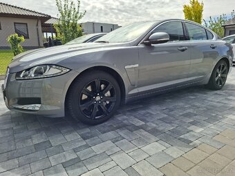 Jaguar XF 3.0 benzín 340 koní 4x4 - 9