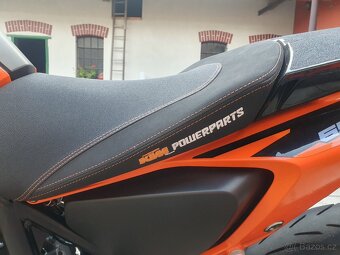 KTM Duke 690 - 9