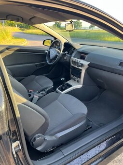 Opel Astra H GTC 1.8 103kw 2008 - 9