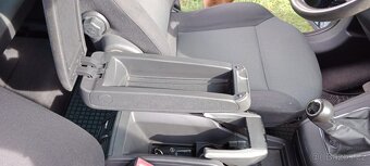 Opel Zafira 1.8 - 9