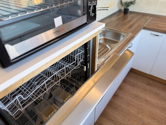 Pronájem, byt 3+1 s balkónem, Olomouc, Neředín - 9