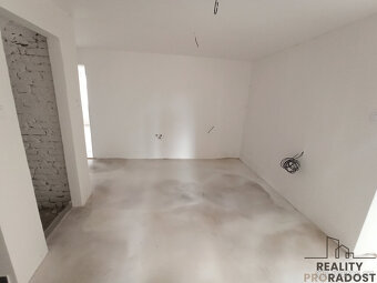 Prodej RD, Veltruby - 9