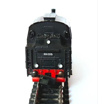 Vláčky N - Parní tendrová lokomotiva BR 89 005 DRG TRIX 2043 - 9