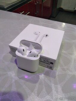 Originál Apple Airpods za cenu pouze 500kč - 9