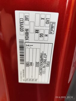 Ford Mustang, v krásném stavu, nové v ČR. Najeto 60 tis km - 9