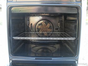 ELEKTRICKÝ SKLOKERAMICKÝ VOLNĚ STOJÍCÍ SPORÁK ELECTROLUX,LCD - 9