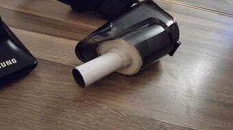 Aku tyčový vysavač Samsung - 9