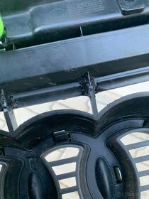 maska audi a6 c6 4F0 08-11 mrizka znak facelift - 9