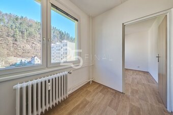 Prodej bytu o dispozici 3+1 s lodžií po kompletní rekonstruk - 9