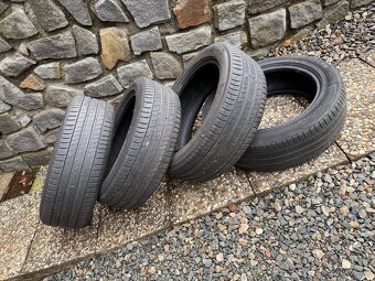 Prodám pneu Michelin Primacy 3 205/55r17 - 9