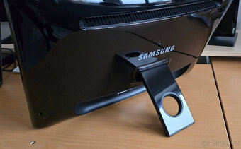Samsung 22" Touch + dock - 9