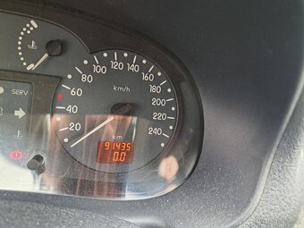 ND z Renault Thalia 1.4 55kW r.v. 2004 91 435km - 9