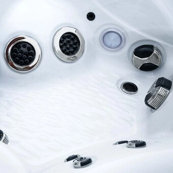 Vířivka Ontario - 9