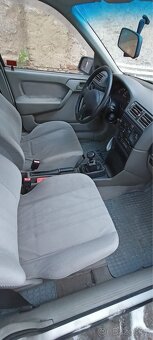 Opel Vectra 1.6i 55kw (1991) - 9