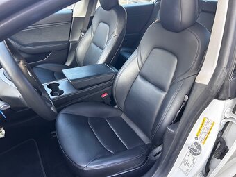 Tesla model 3 Long Range Refresh 4x4, 2021, tažné, vč. DPH - 9