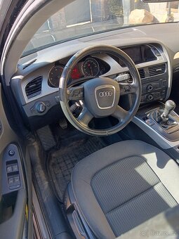 Audi A4 B8 2.0 TDI avant - 9