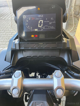 Honda ADV 350 - 9