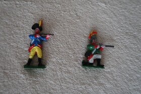 vojsko, kovbojove, indiani - cínové figurky - 9